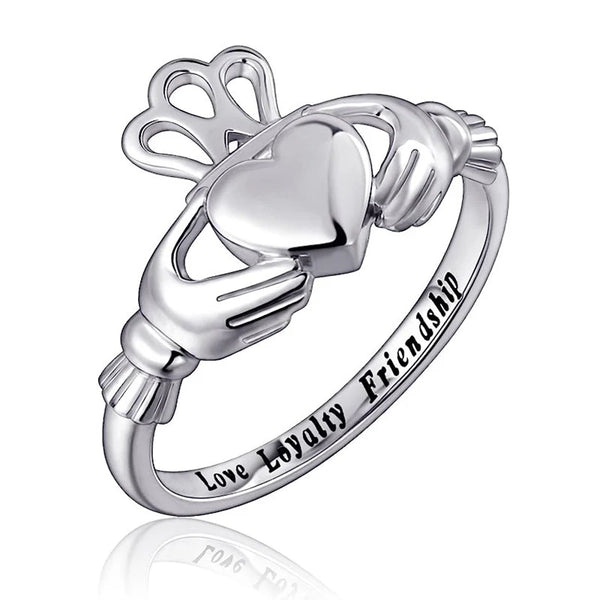 Ring Heart Hug Trendy