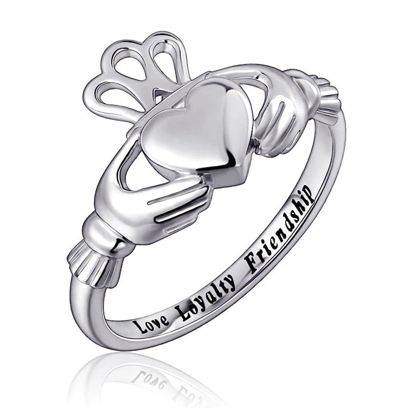 Ring Heart Hug Trendy