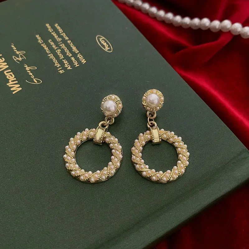 Earrings Retro Pearl Clip No Piercing Varieties